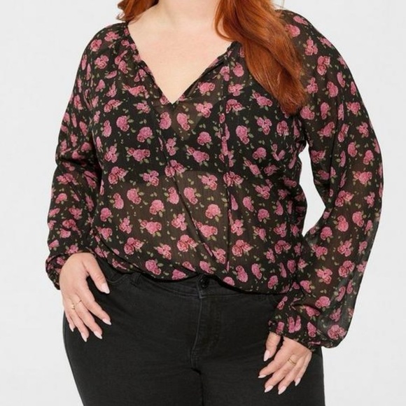 NWT TORRID Women's Plus Size Crinkle Chiffon Tie Front Long Sleeve Top Size 2X - Picture 3 of 10